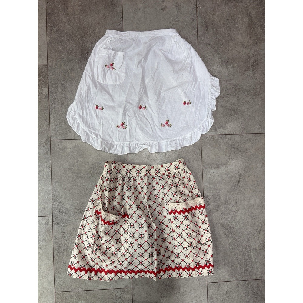 2 Vintage Handmade Aprons Tie Waist Strawberry Floral Cottagecore Kitchen Apron